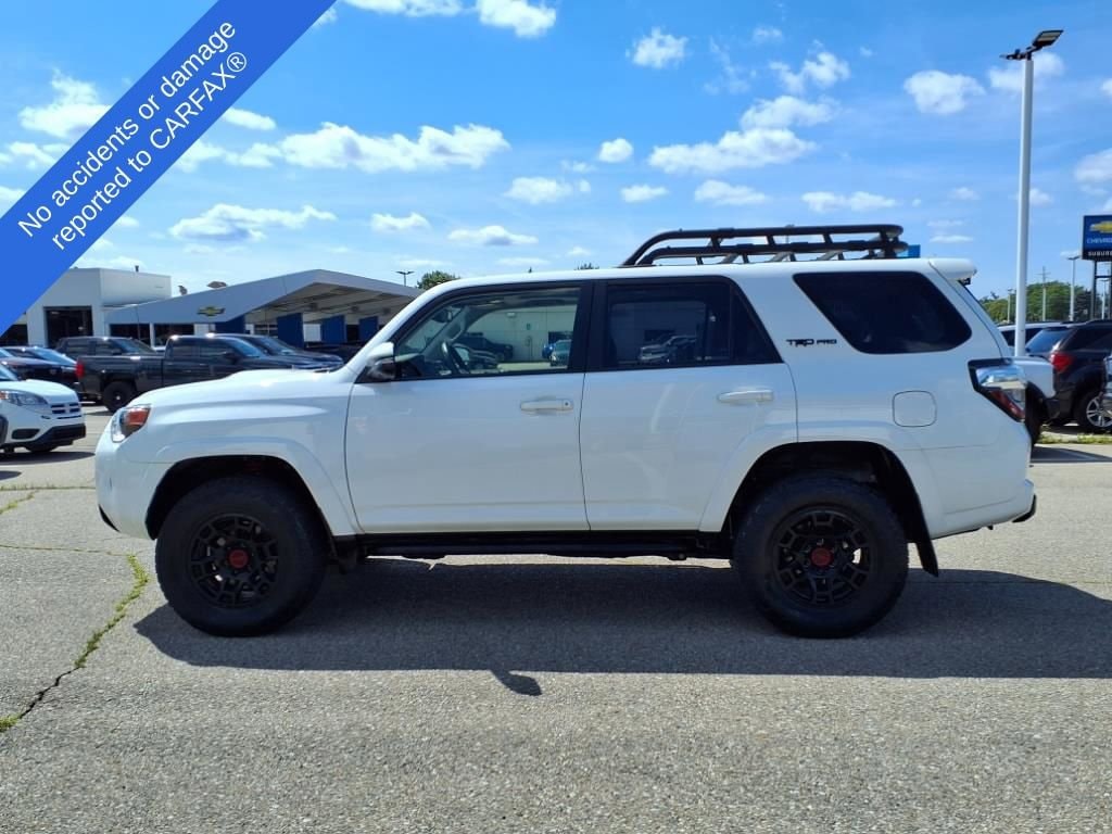 Thumbnail: 2023 Toyota 4Runner - 9