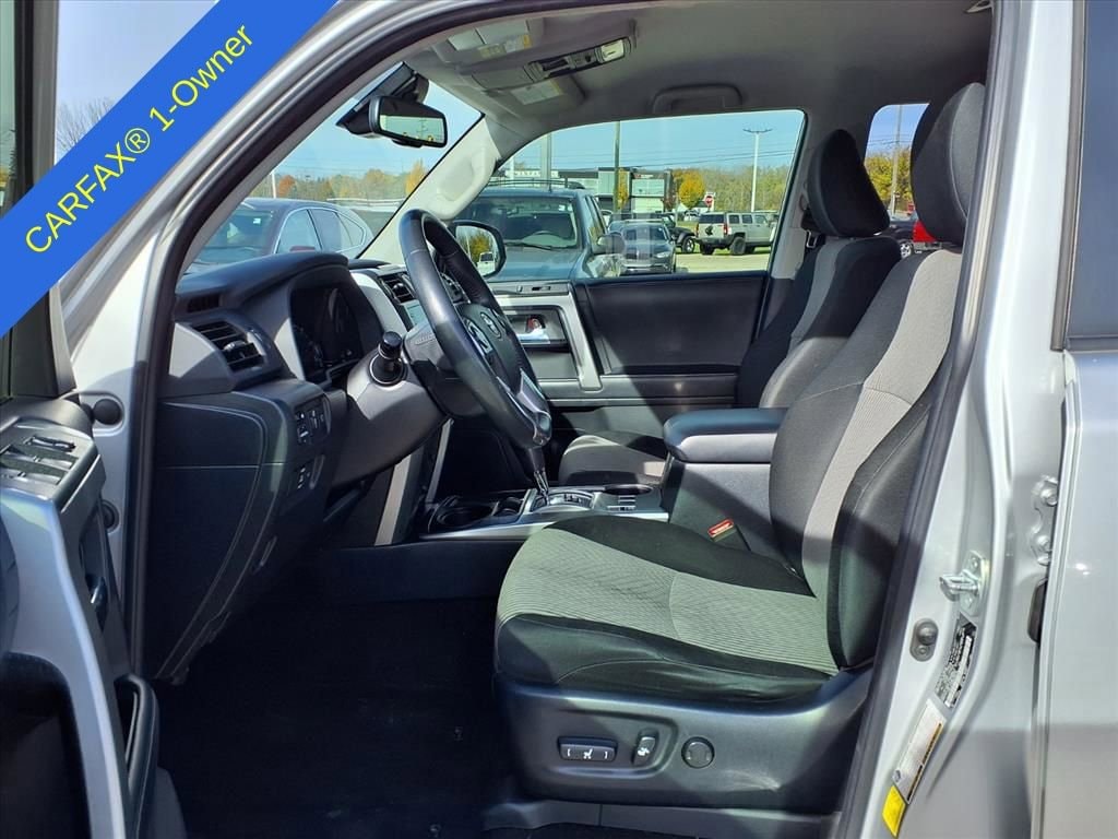 Thumbnail: 2022 Toyota 4Runner - 18