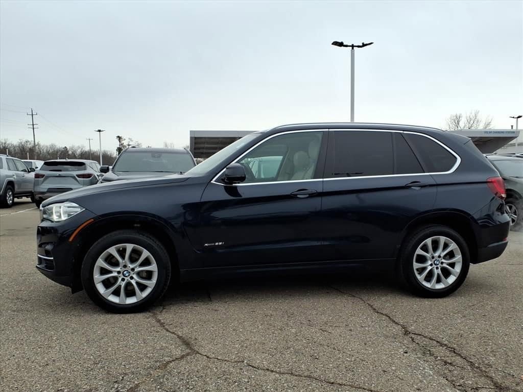 Thumbnail: 2015 BMW X5 - 7