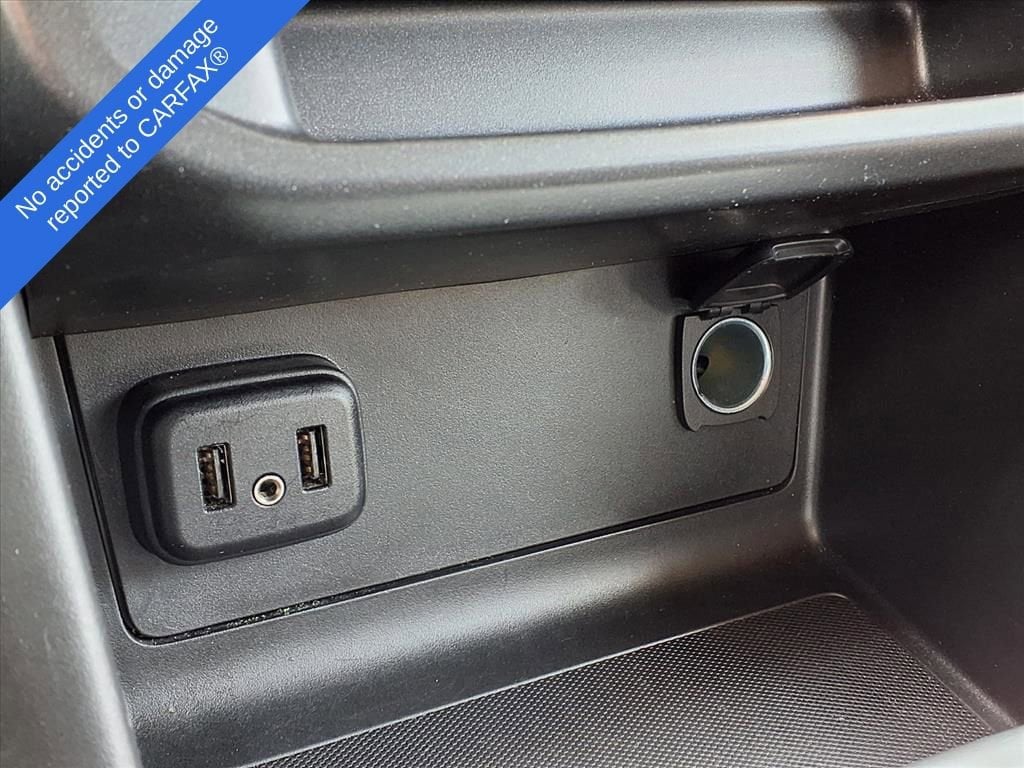 Thumbnail: 2022 Chevrolet Colorado - 26