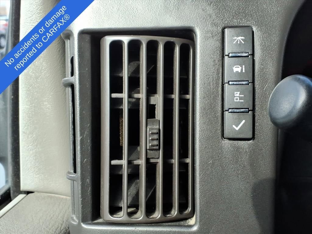 Thumbnail: 2018 Chevrolet Express - 29