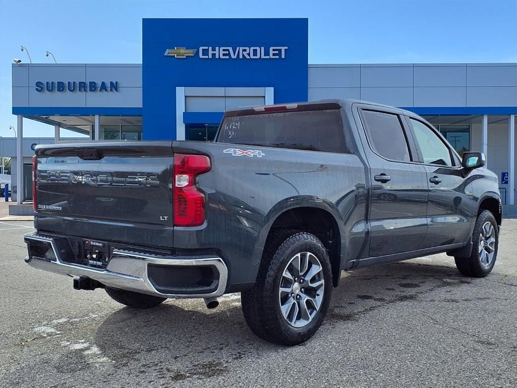 Thumbnail: 2026 Chevrolet Silverado 1500 - 4