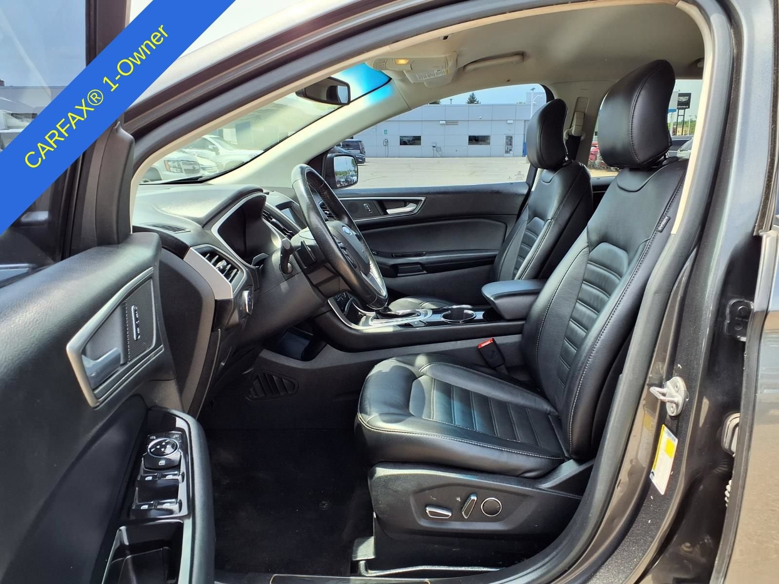 Thumbnail: 2016 Ford Edge - 19