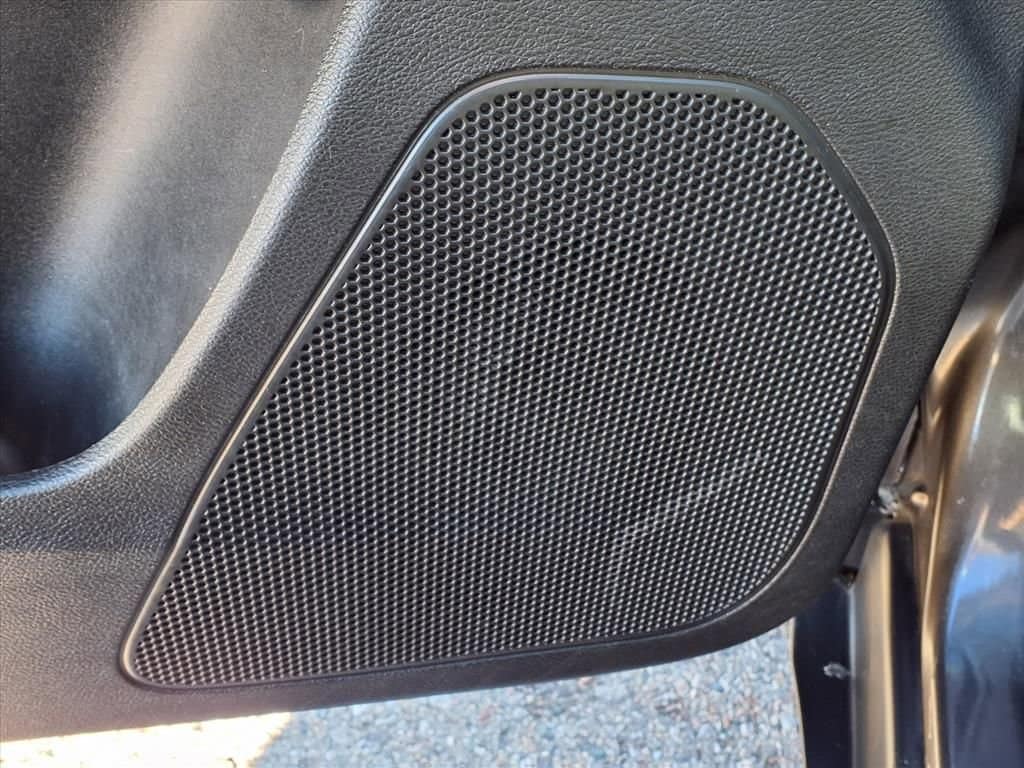 Thumbnail: 2014 Jeep Cherokee - 16