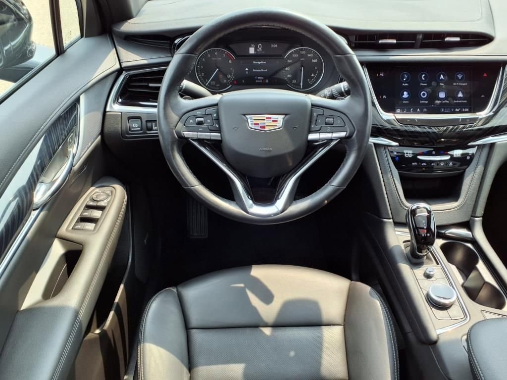 Thumbnail: 2023 Cadillac XT6 - 13