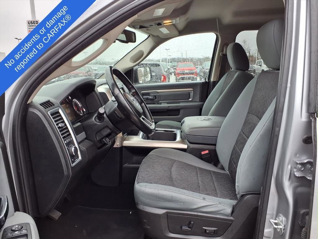 Thumbnail: 2020 RAM 1500 Classic - 19