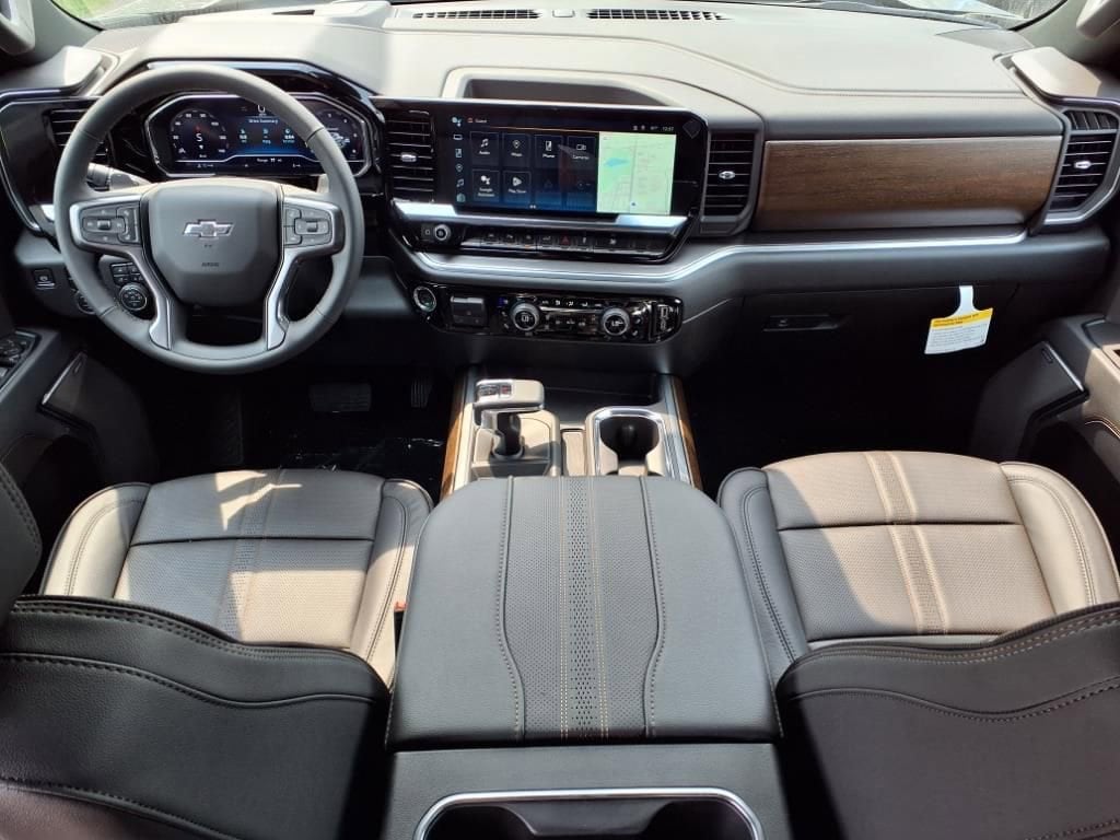 Thumbnail: 2025 Chevrolet Silverado 1500 - 10