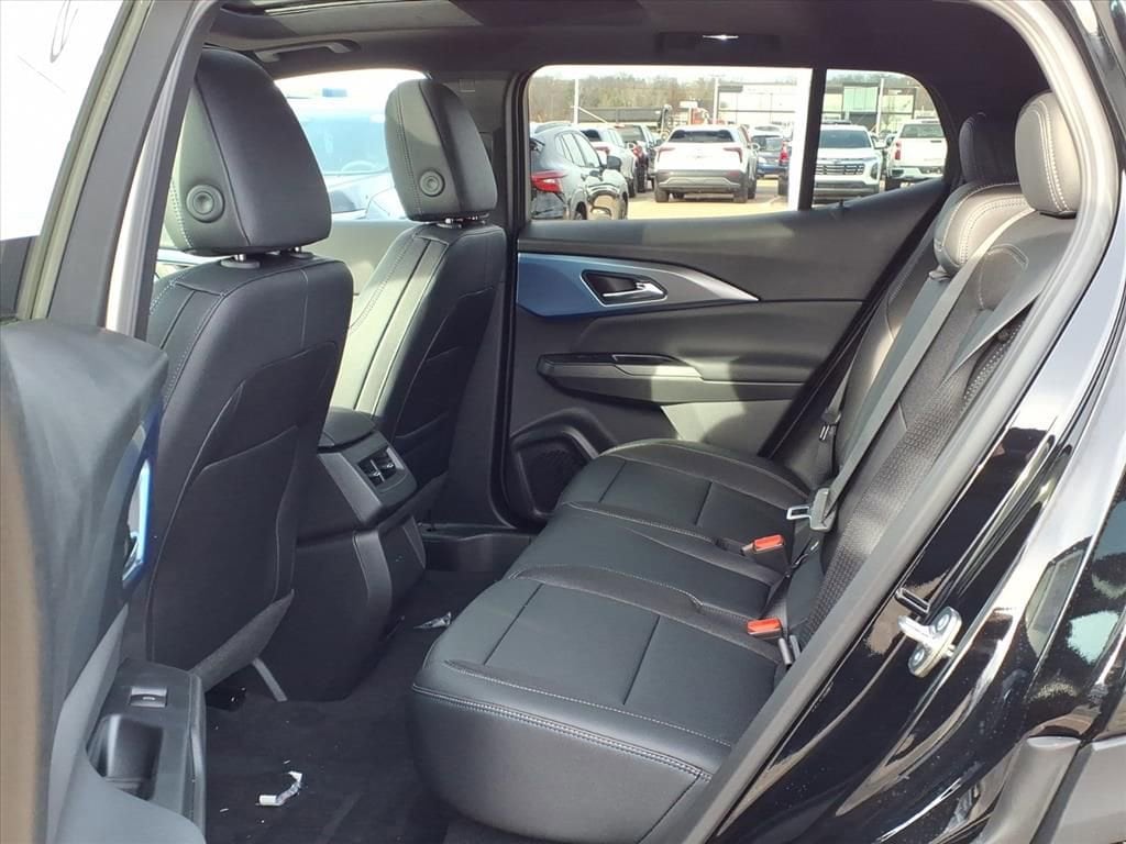 Thumbnail: 2026 Chevrolet Equinox - 10