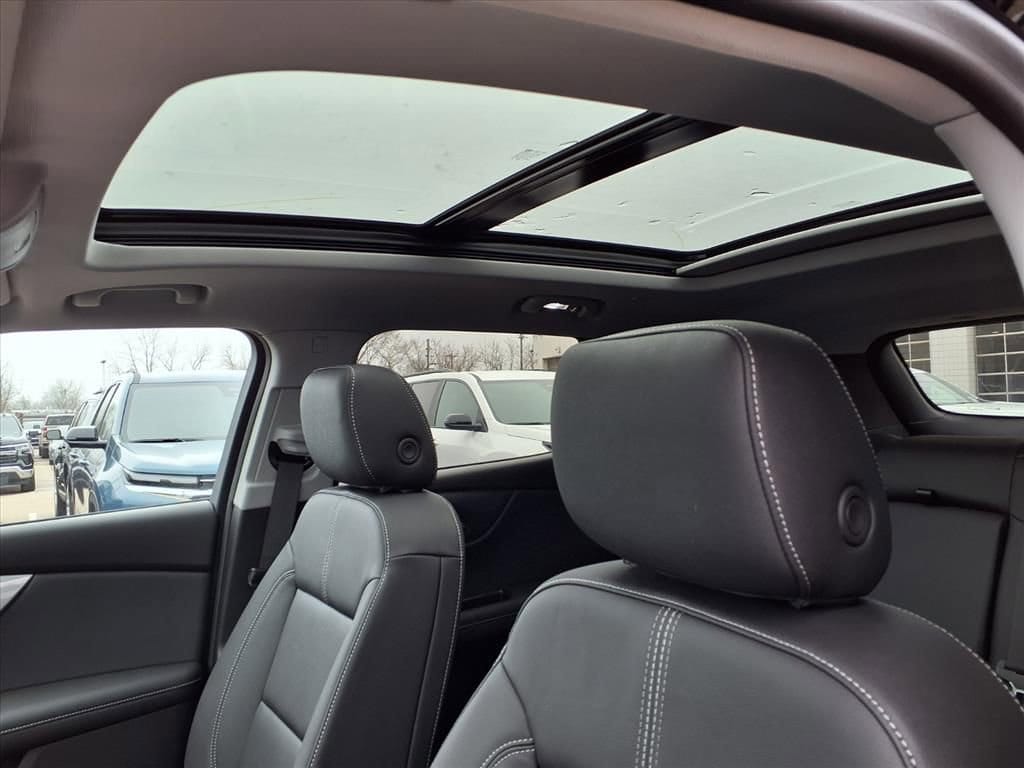 Thumbnail: 2026 Chevrolet Blazer - 13