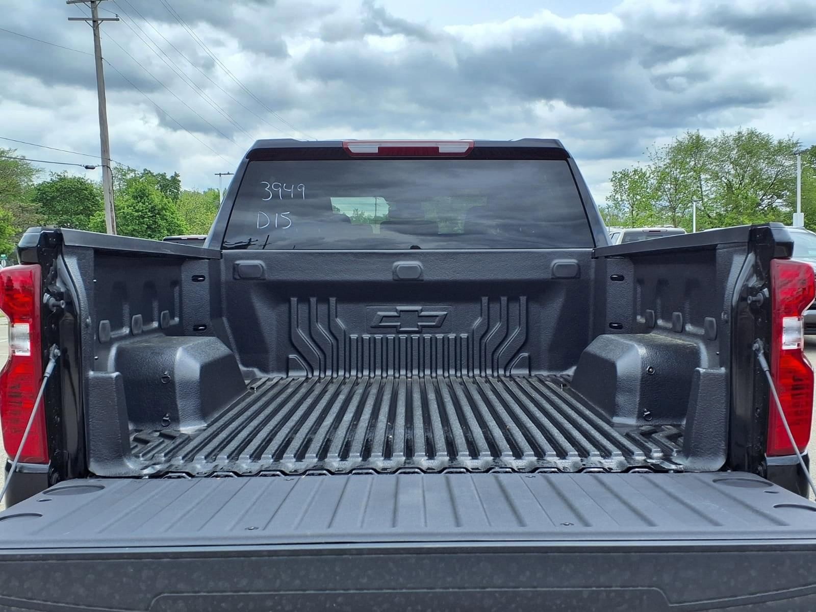 Thumbnail: 2026 Chevrolet Silverado 1500 - 7
