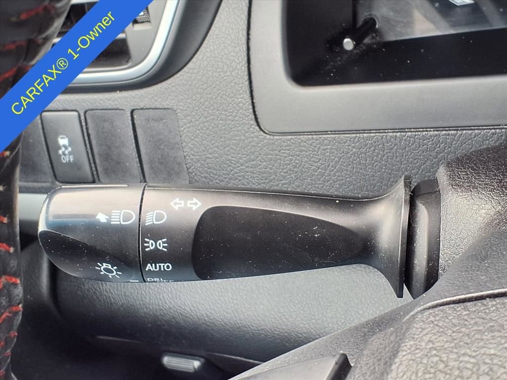 Thumbnail: 2015 Toyota Camry - 21