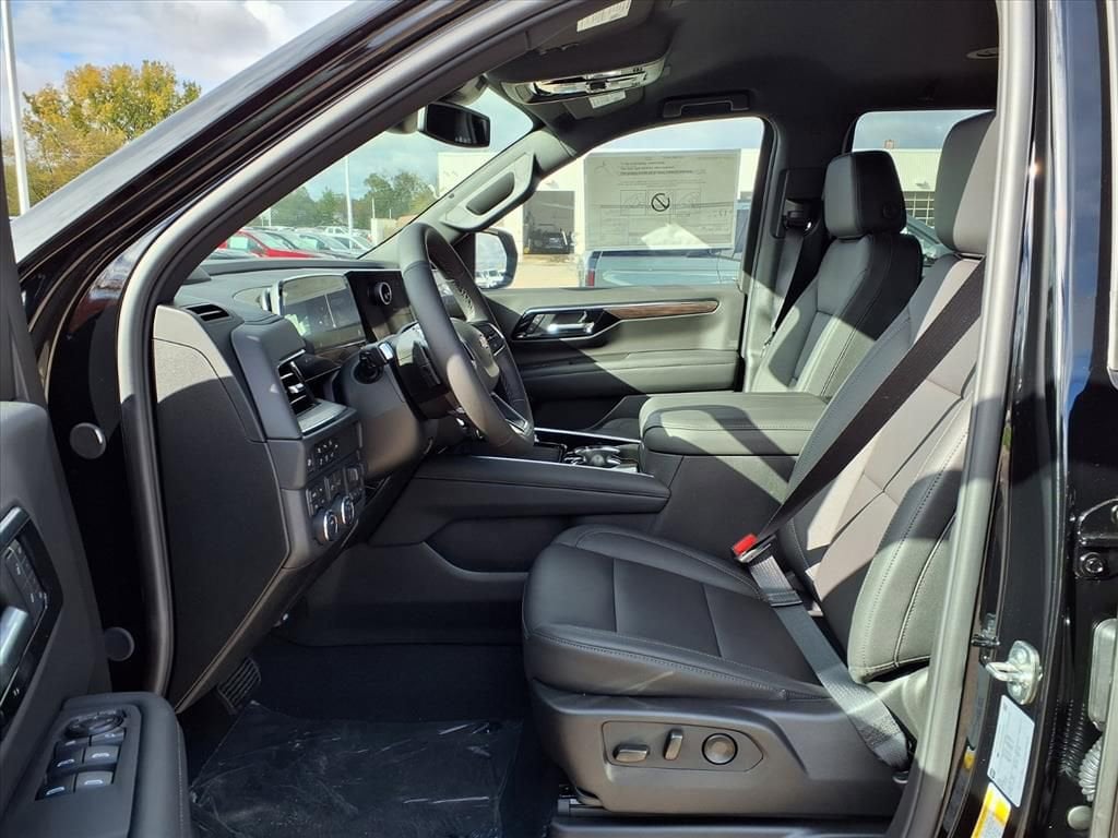 Thumbnail: 2026 Chevrolet Tahoe - 14