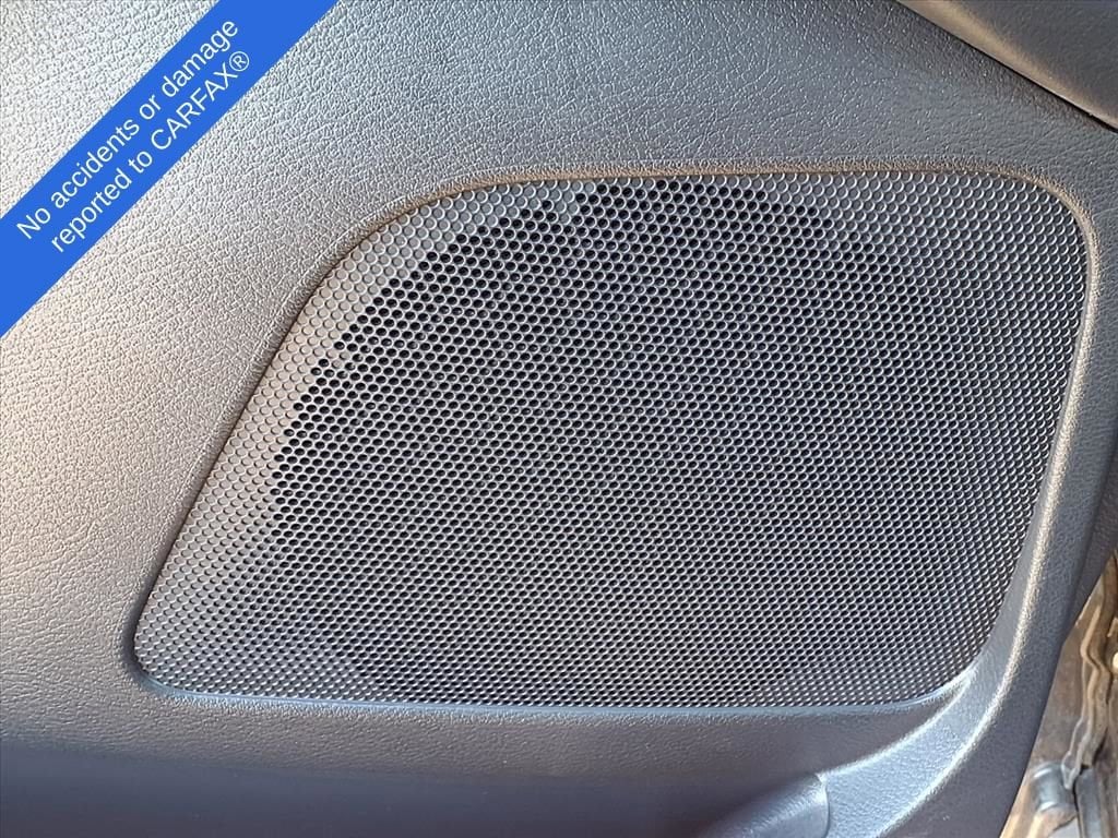 Thumbnail: 2016 Nissan Murano - 17