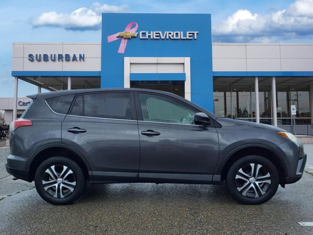 Thumbnail: 2018 Toyota RAV4 - 4