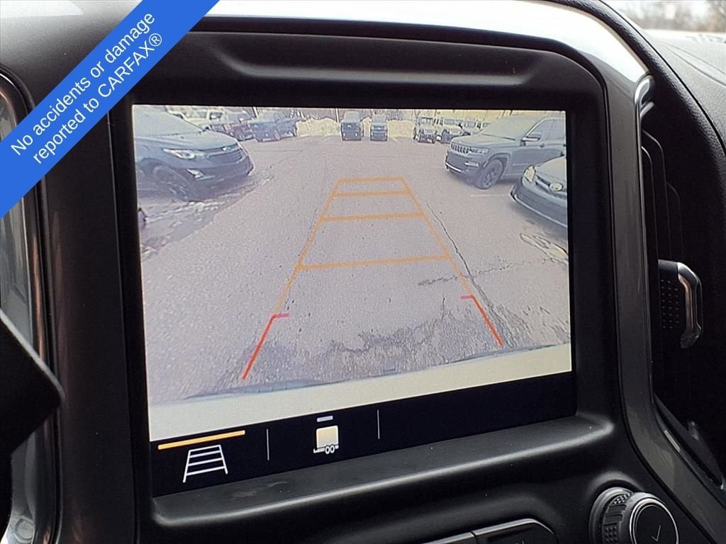 Thumbnail: 2019 Chevrolet Silverado 1500 - 24