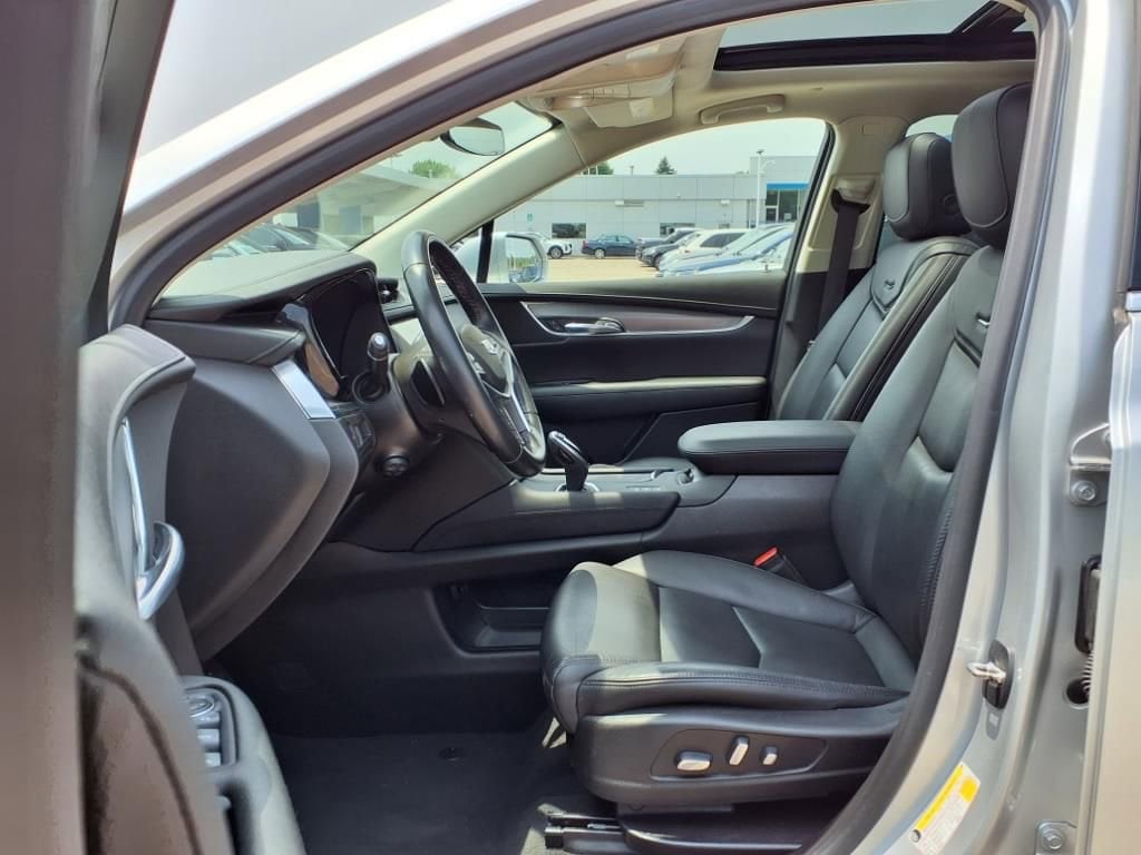 2019 Cadillac XT5 Luxury 16