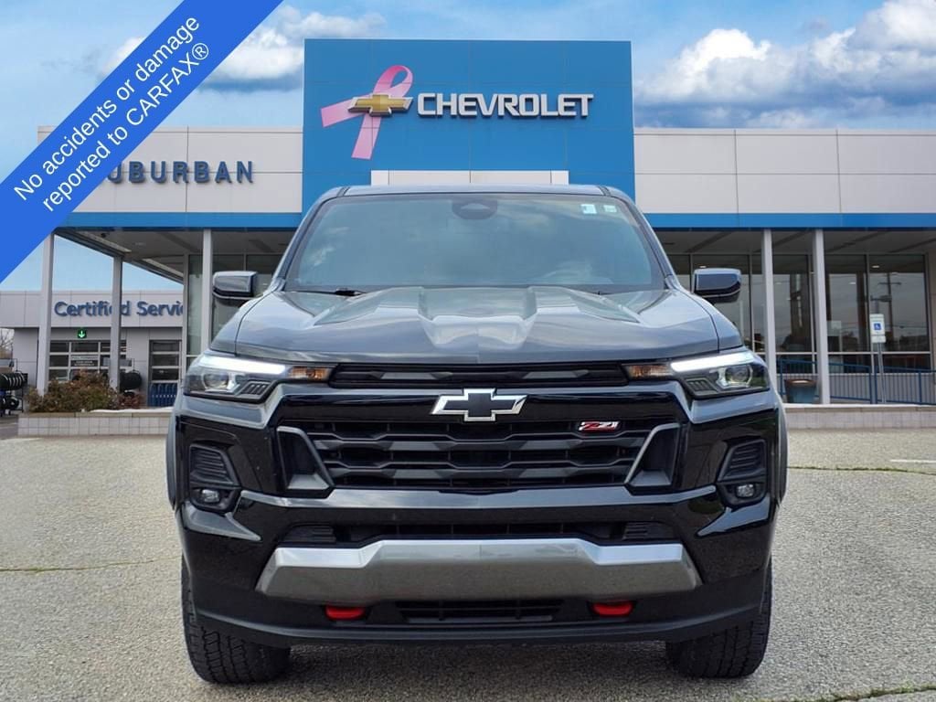 Thumbnail: 2023 Chevrolet Colorado - 2
