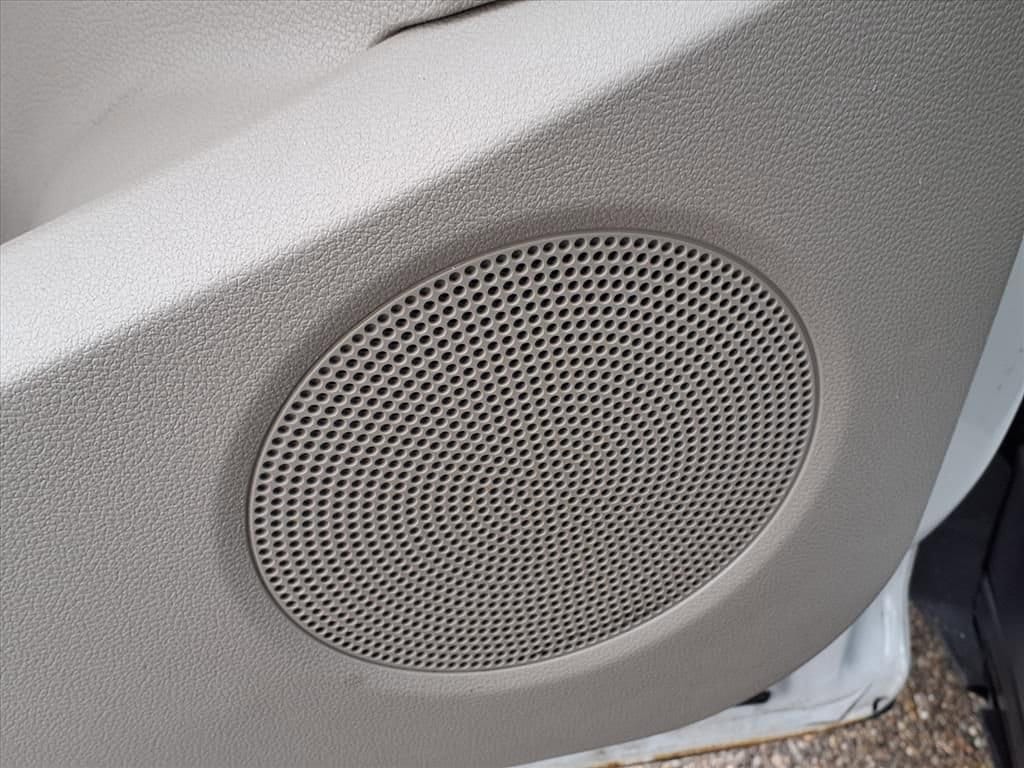 Thumbnail: 2016 Ford Escape - 16