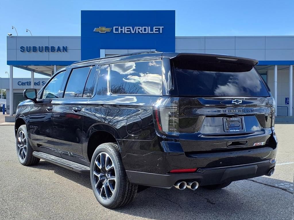 Thumbnail: 2026 Chevrolet Suburban - 4