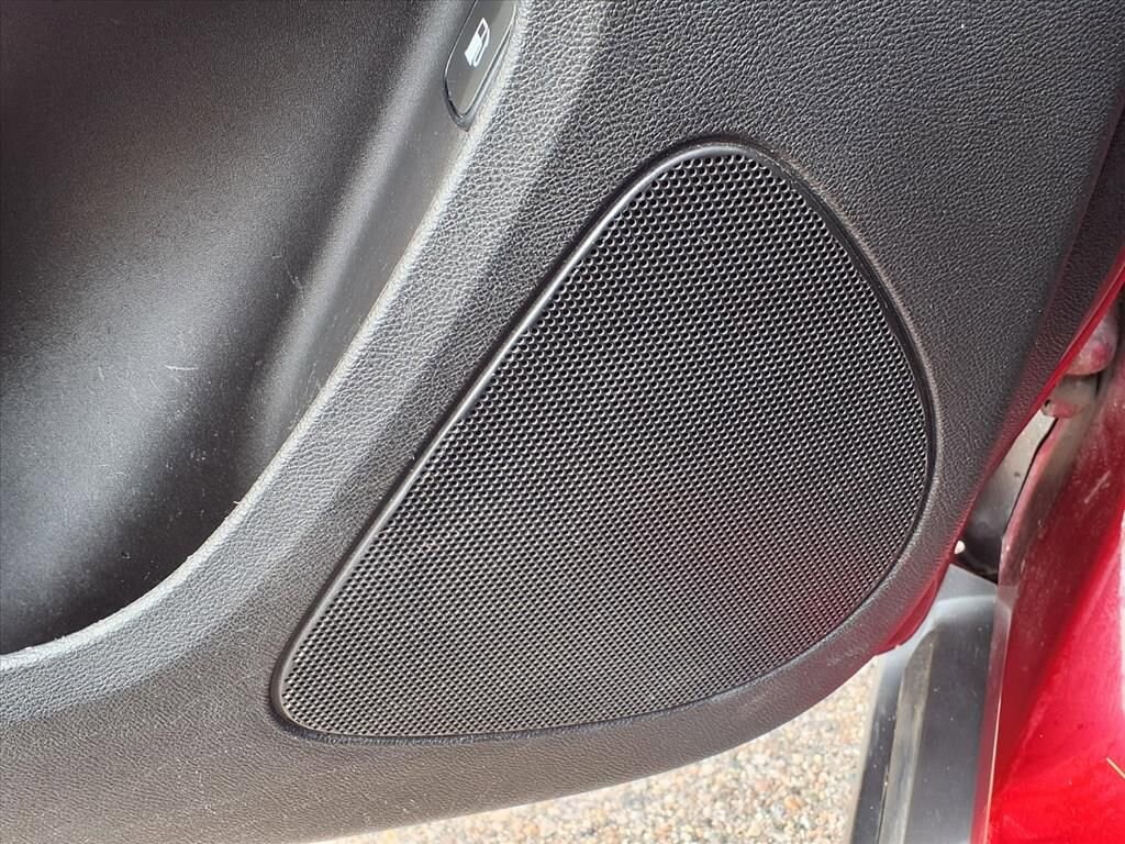 Thumbnail: 2014 Chevrolet Volt - 16