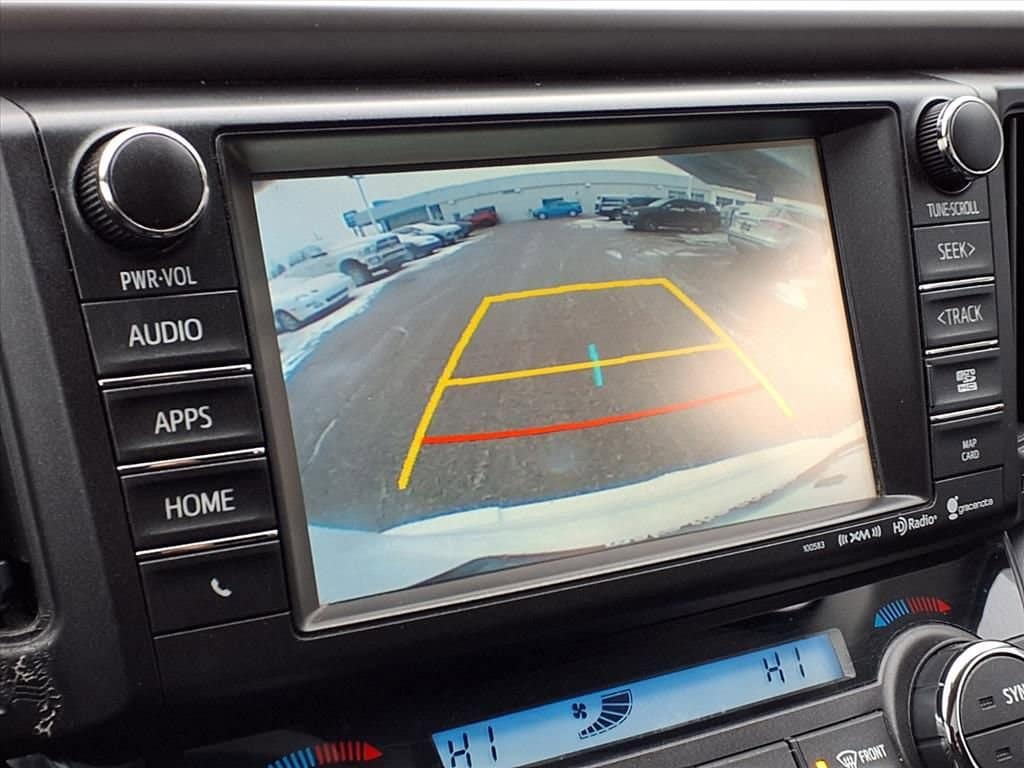 Thumbnail: 2016 Toyota RAV4 - 23