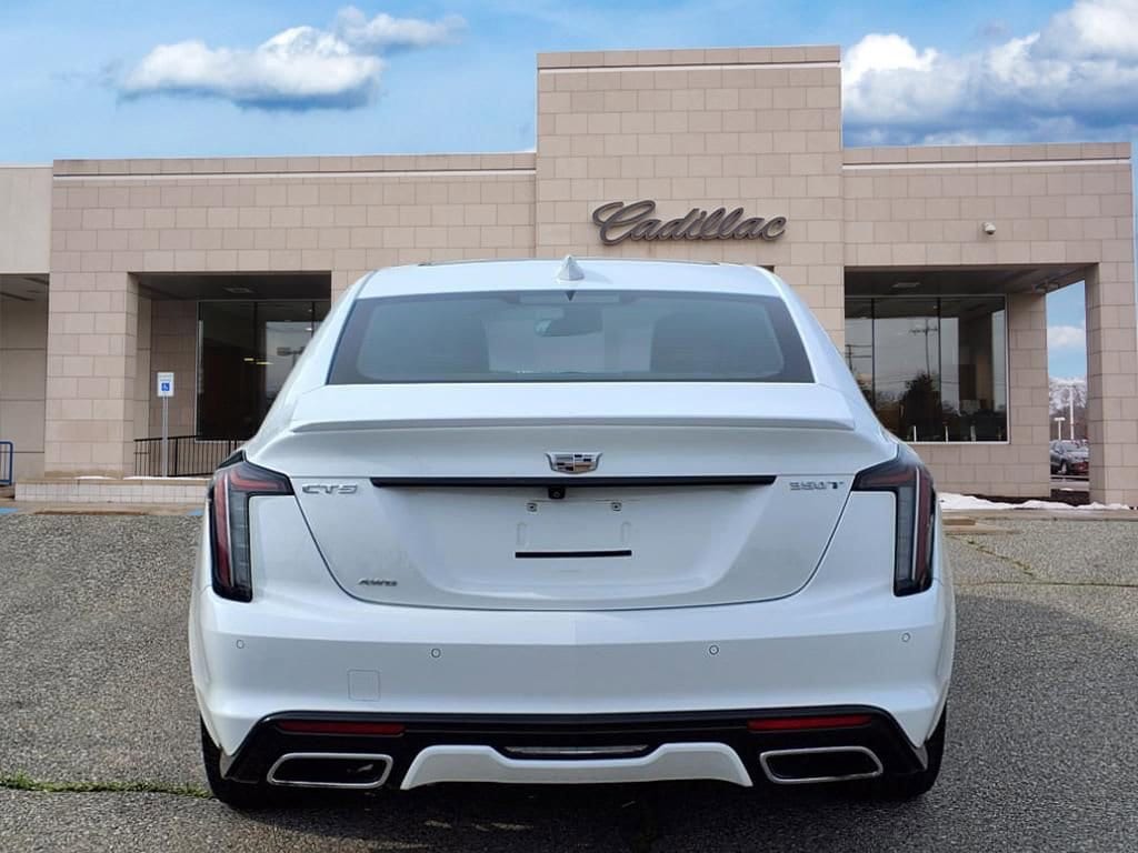 Thumbnail: 2022 Cadillac CT5 - 6