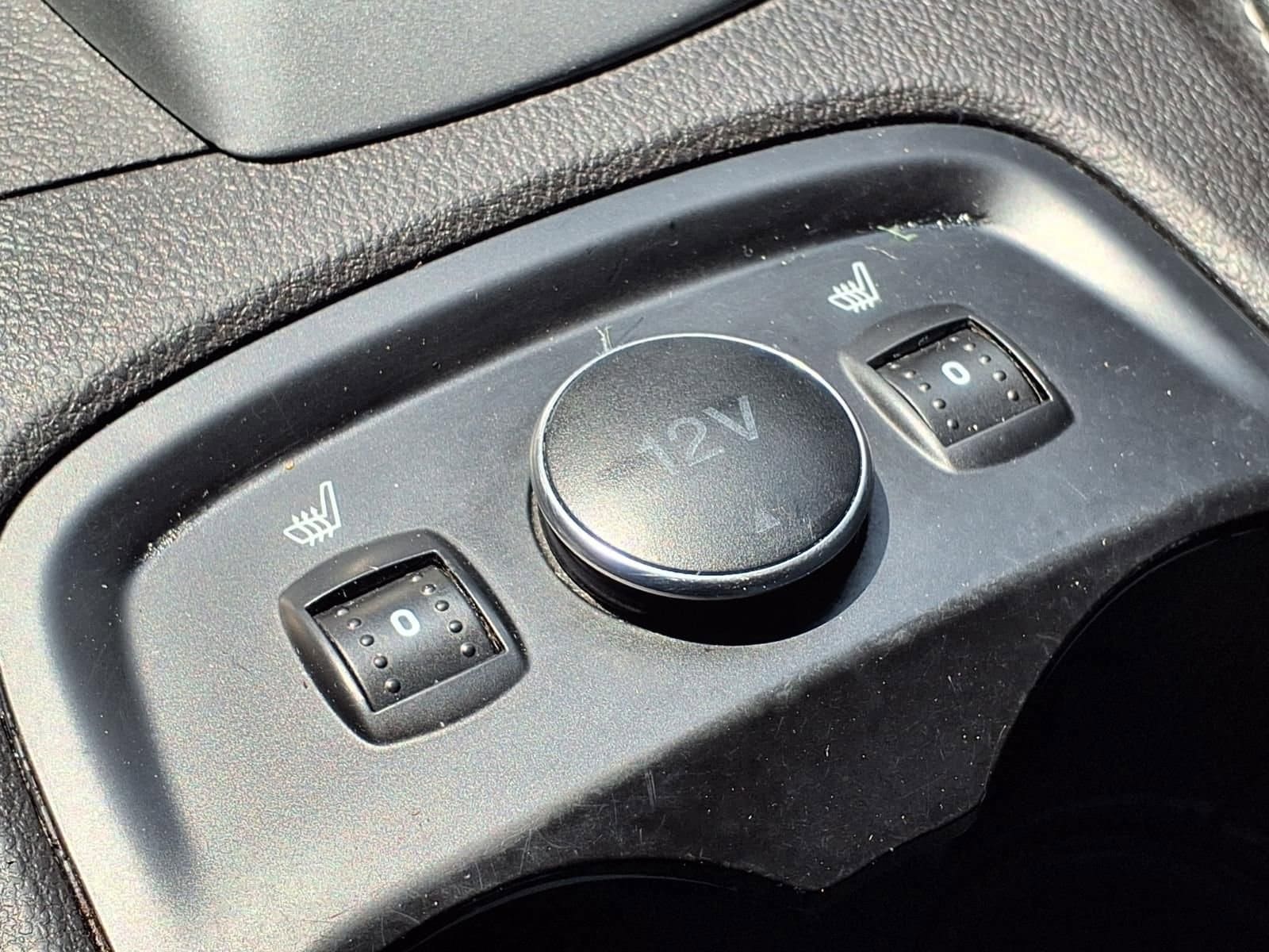 Thumbnail: 2014 Ford Focus - 26