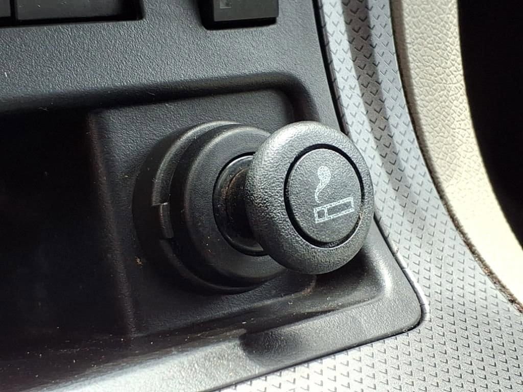 Thumbnail: 2010 Chevrolet Traverse - 28