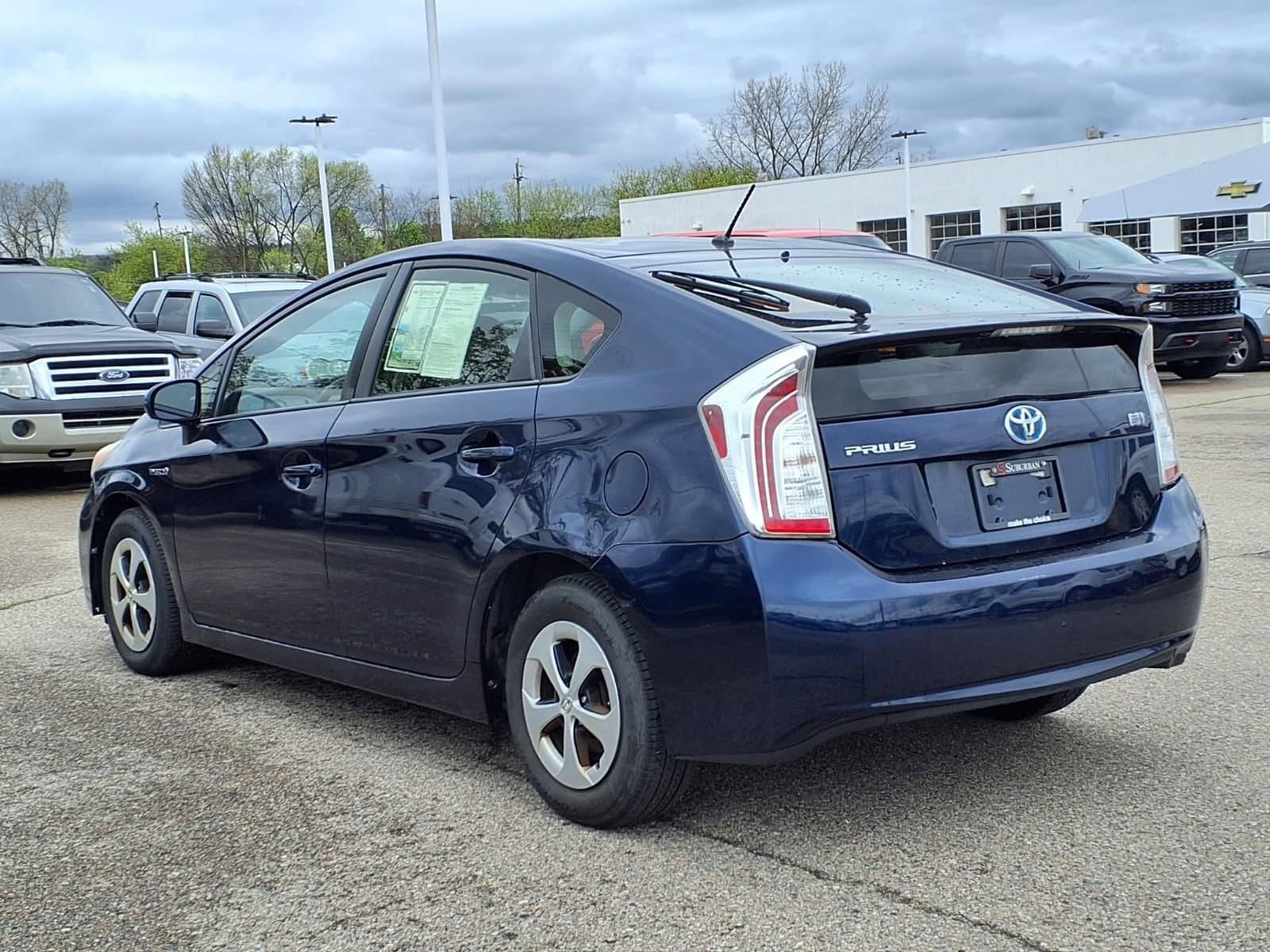 Thumbnail: 2013 Toyota Prius - 7