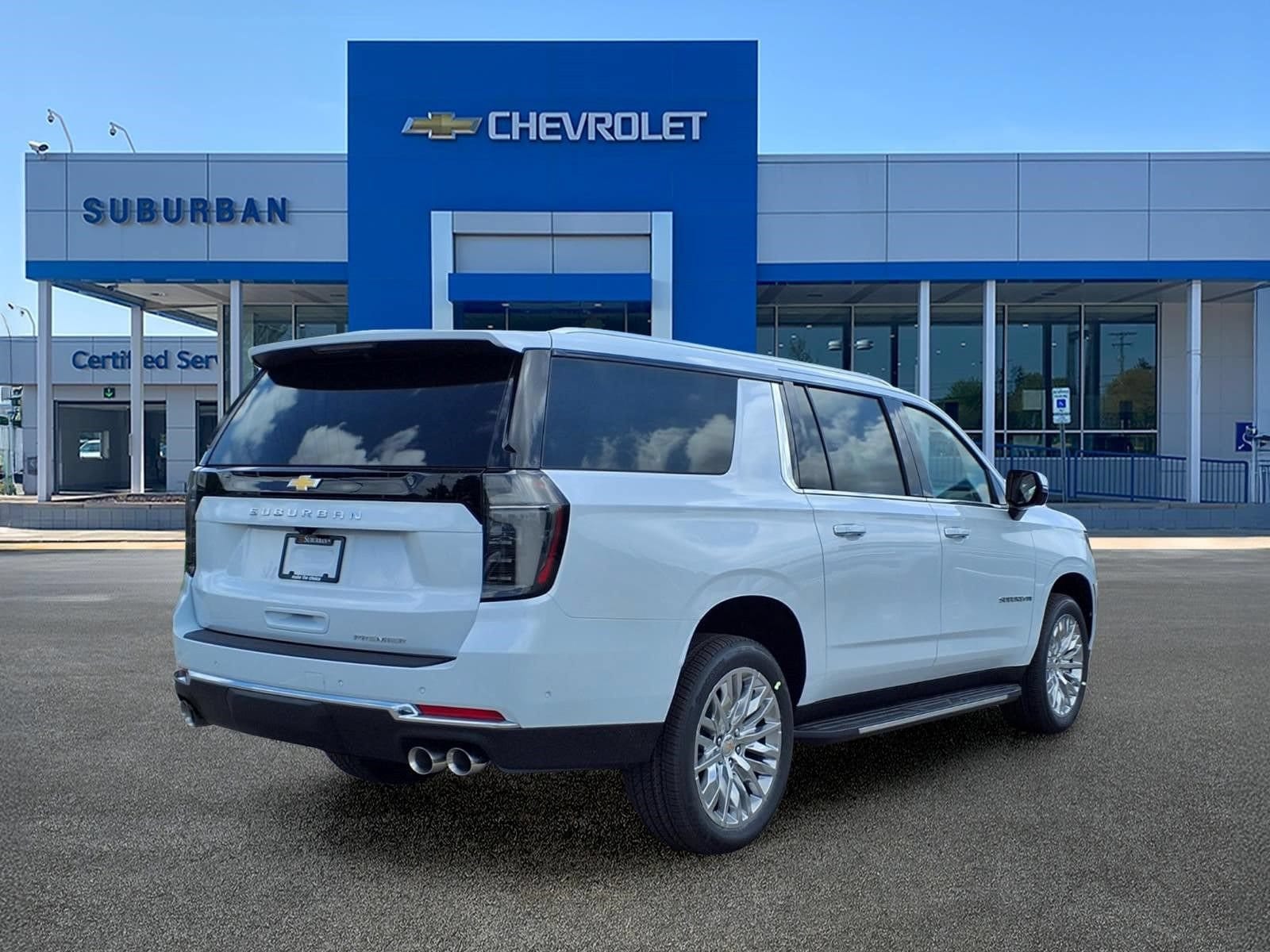 Thumbnail: 2026 Chevrolet Suburban - 4