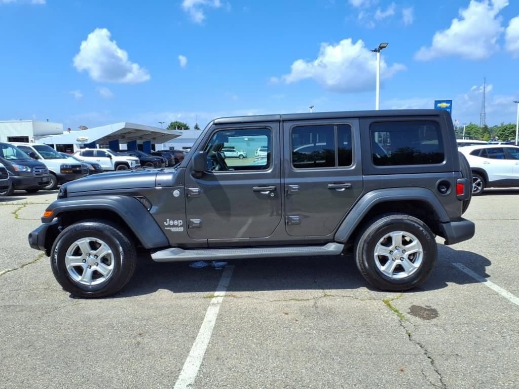 Thumbnail: 2018 Jeep Wrangler - 8