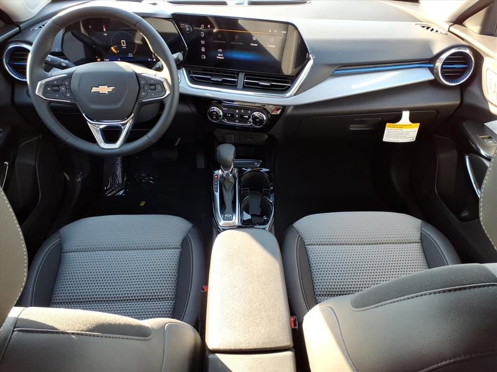 Thumbnail: 2026 Chevrolet Trax - 10