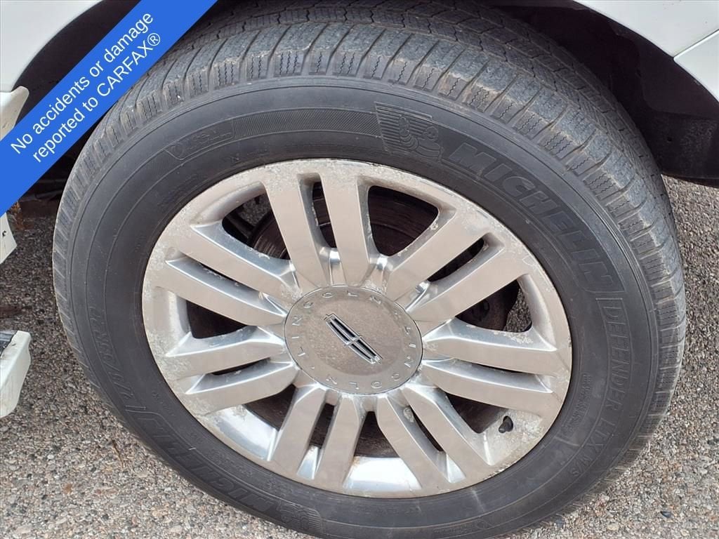 Thumbnail: 2014 Lincoln Navigator - 9