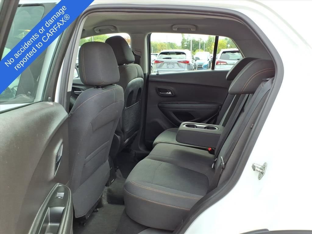 Thumbnail: 2018 Chevrolet Trax - 12