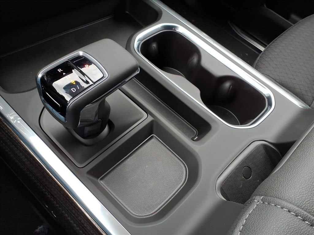 Thumbnail: 2026 Chevrolet Silverado 1500 - 18