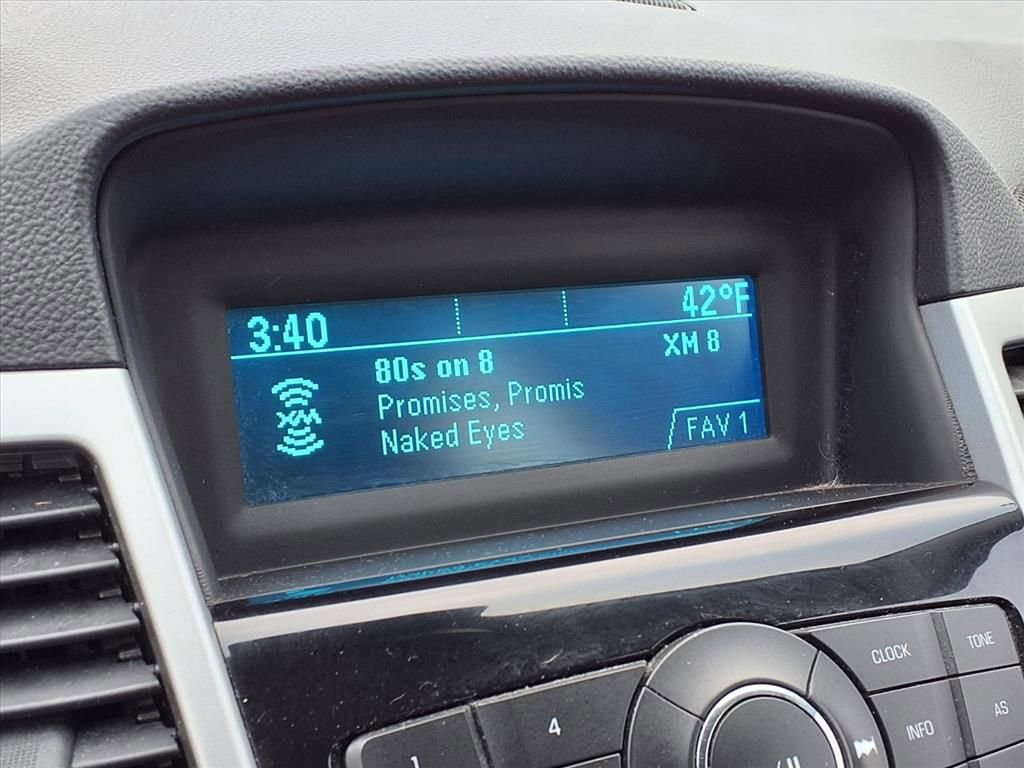 Thumbnail: 2016 Chevrolet Cruze - 23