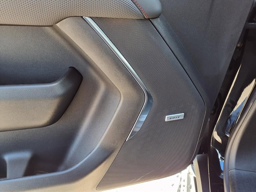 Thumbnail: 2026 Chevrolet Suburban - 8