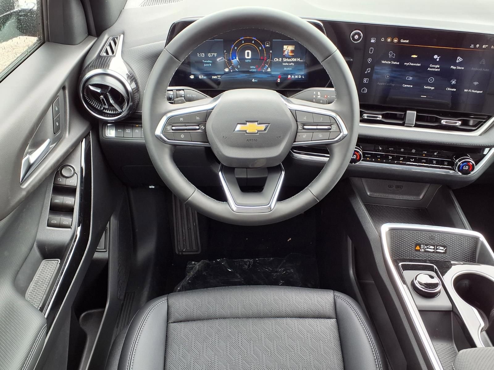 Thumbnail: 2026 Chevrolet Equinox - 12