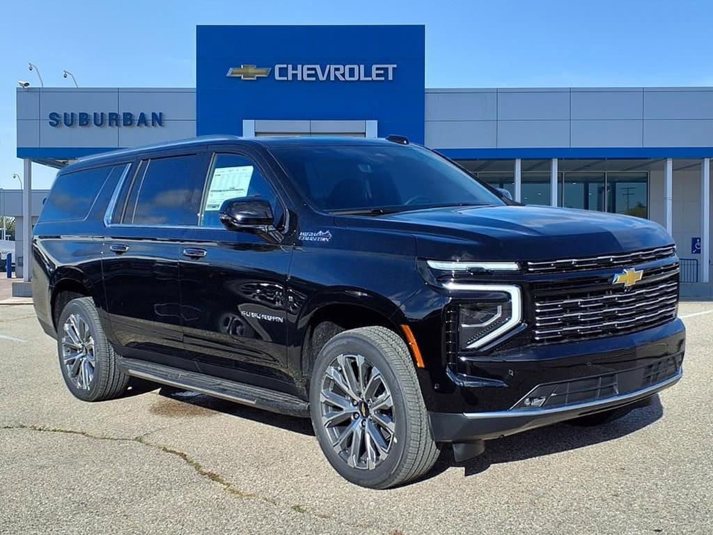 Thumbnail: 2026 Chevrolet Suburban - 3