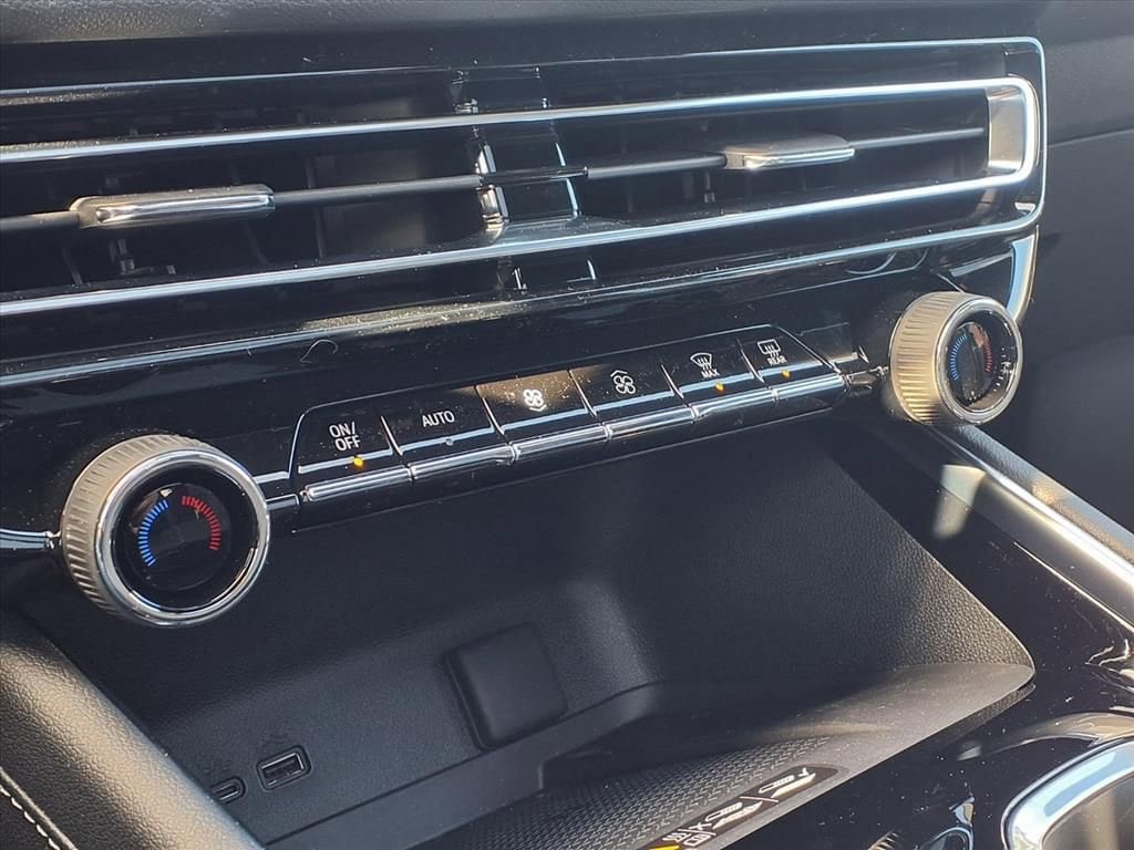 Thumbnail: 2026 Chevrolet Traverse - 22