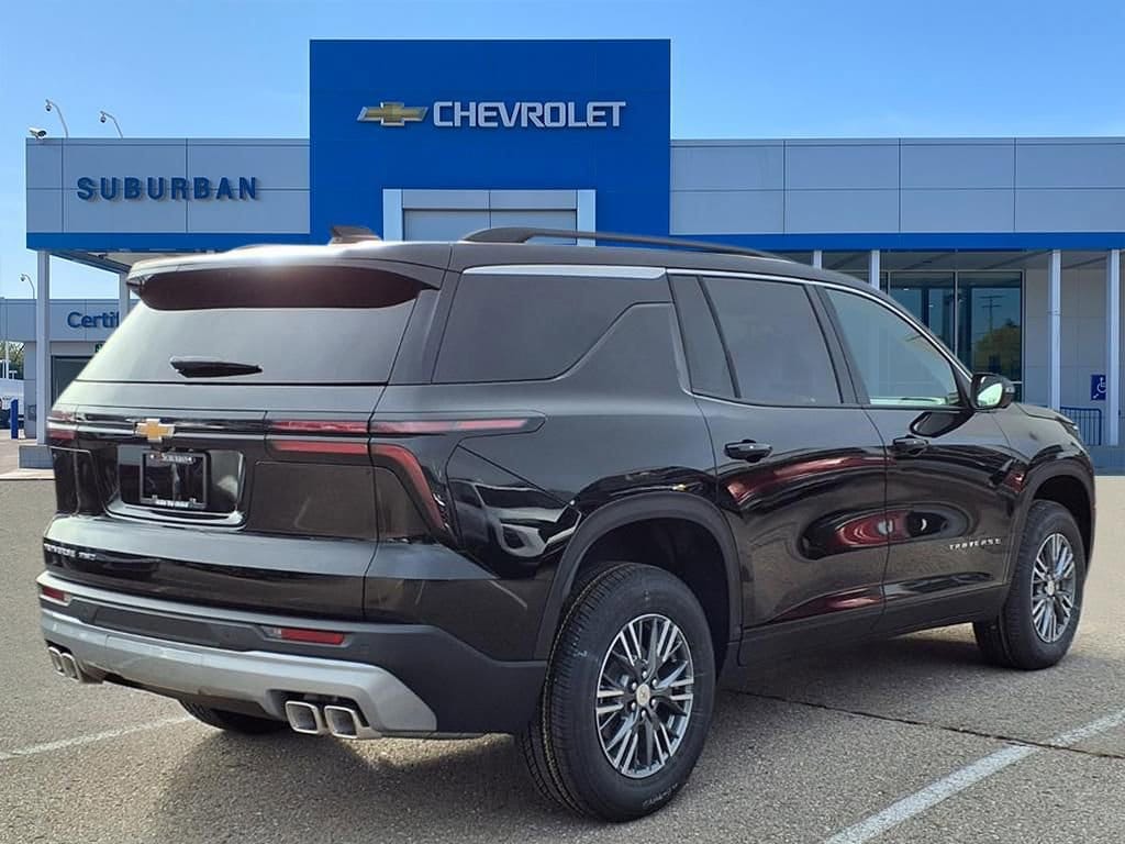 Thumbnail: 2026 Chevrolet Traverse - 4