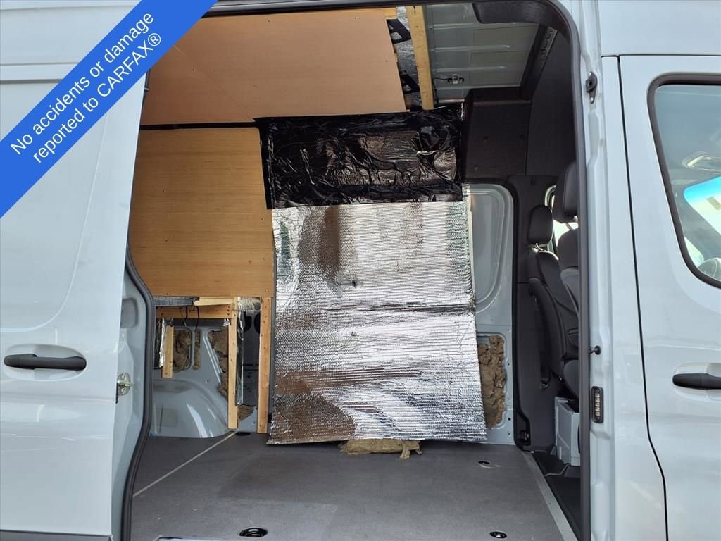 Thumbnail: 2023 Mercedes-Benz Sprinter - 12