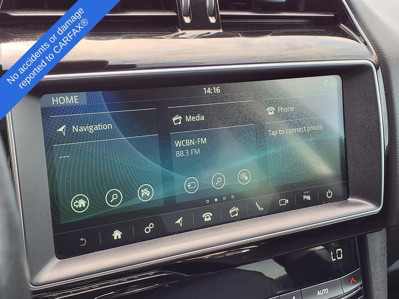 Thumbnail: 2019 Jaguar F-Pace - 23