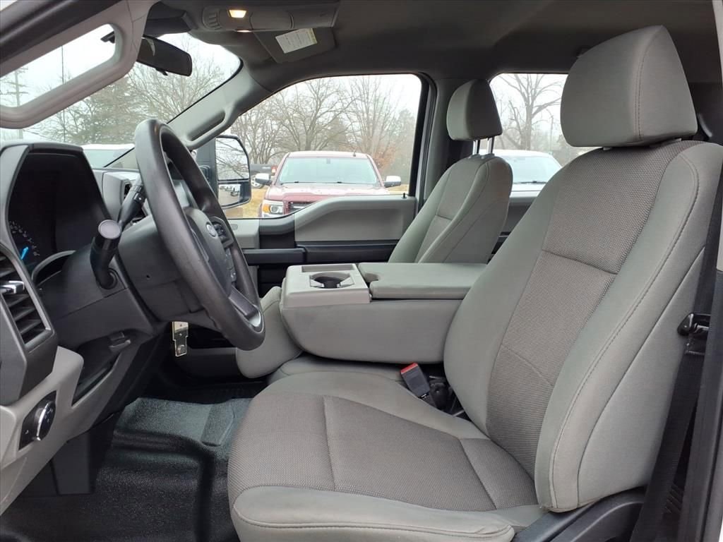 Thumbnail: 2020 Ford Econoline - 16