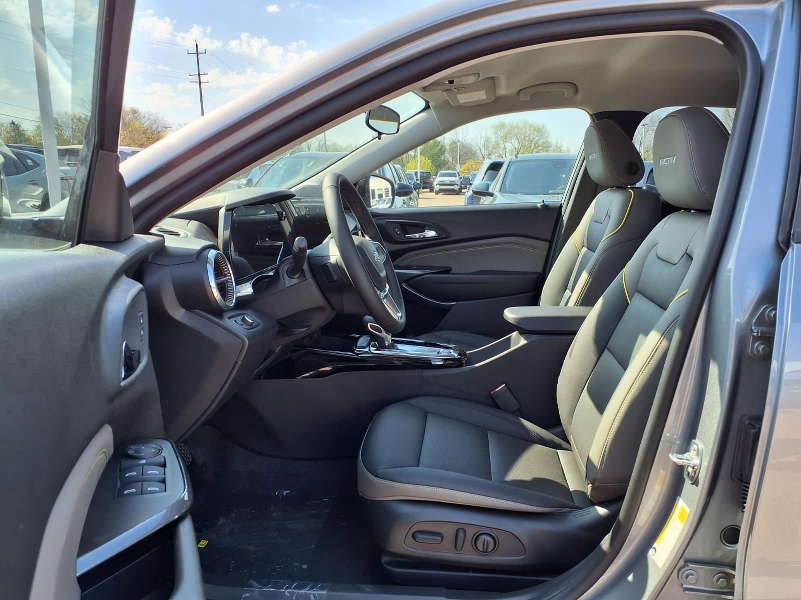 Thumbnail: 2026 Chevrolet Trax - 16