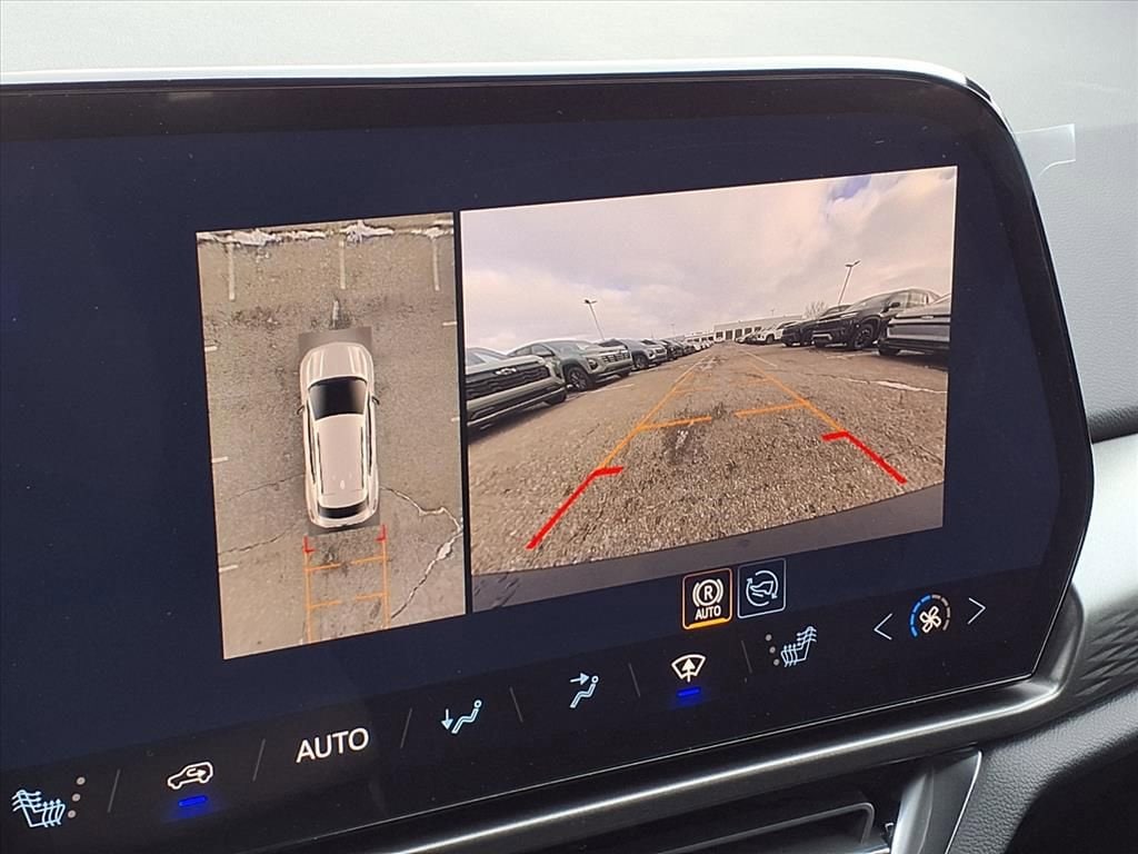 Thumbnail: 2026 Chevrolet Equinox - 20