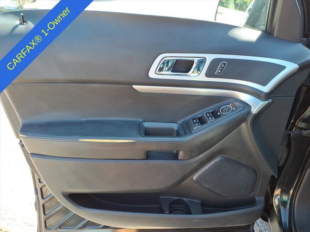 Thumbnail: 2013 Ford Explorer - 14