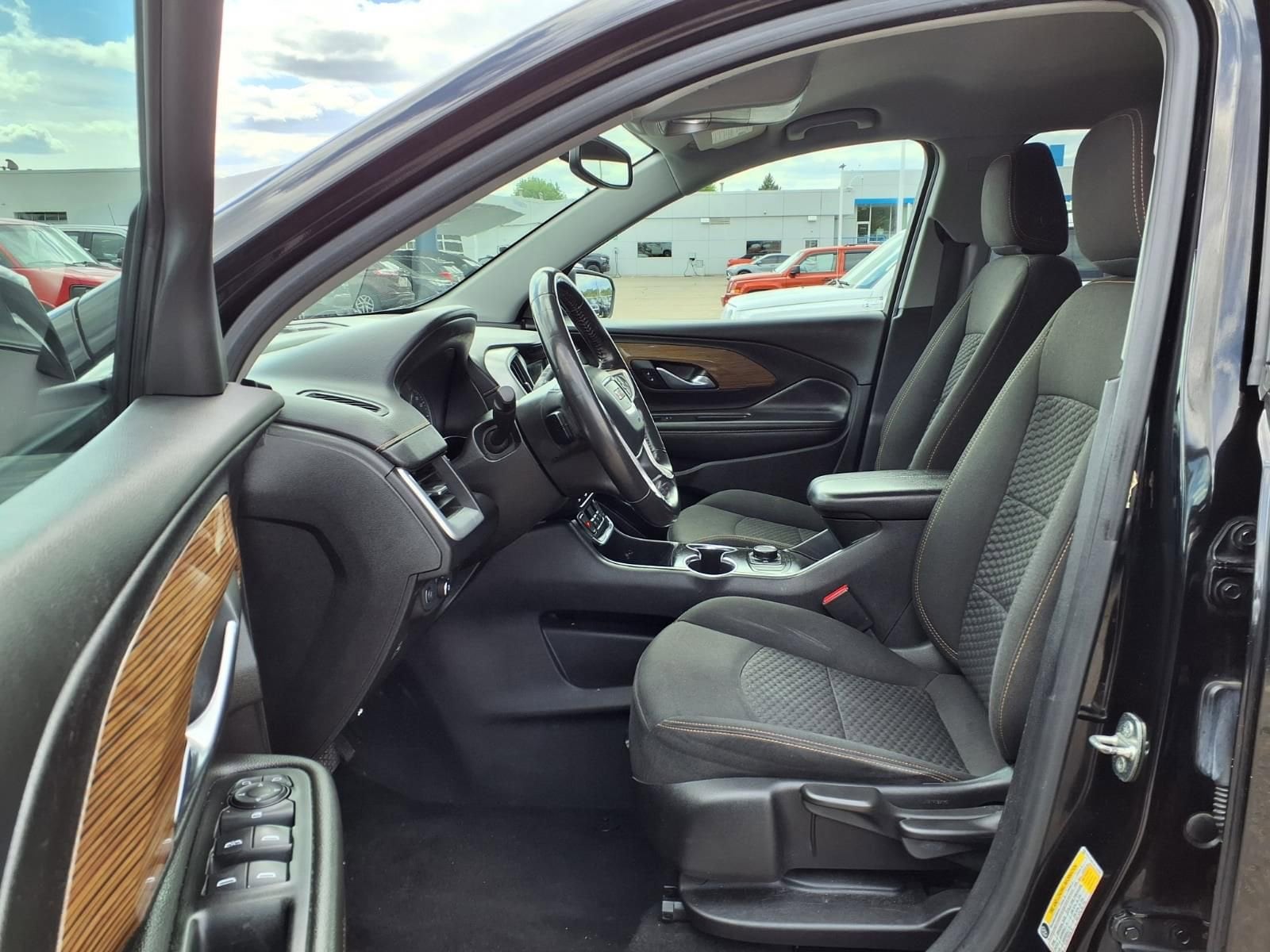 Thumbnail: 2019 GMC Terrain - 16