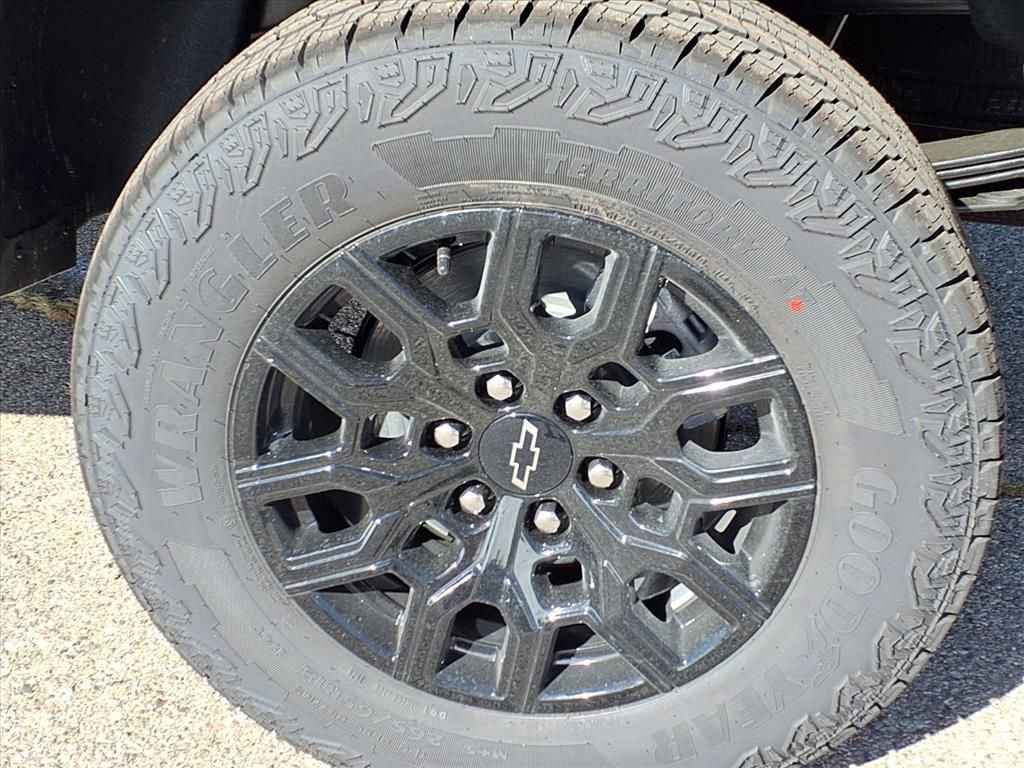 Thumbnail: 2026 Chevrolet Colorado - 7