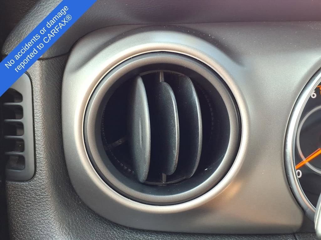 Thumbnail: 2020 Jeep Gladiator - 28